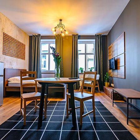 Apartamenty Wyszynskiego 2 Срем Екстериор снимка